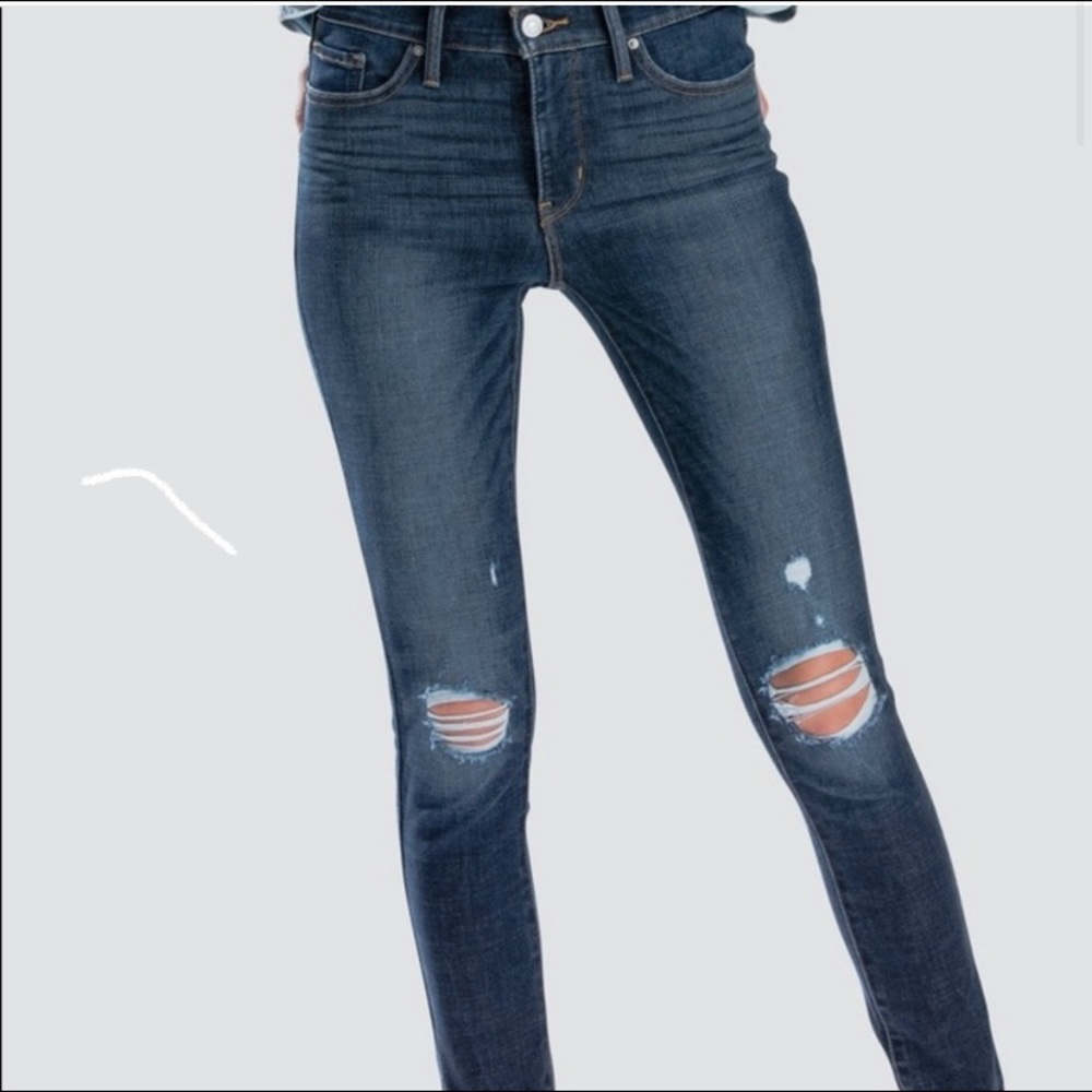 Levi’s 311 shaping skinny